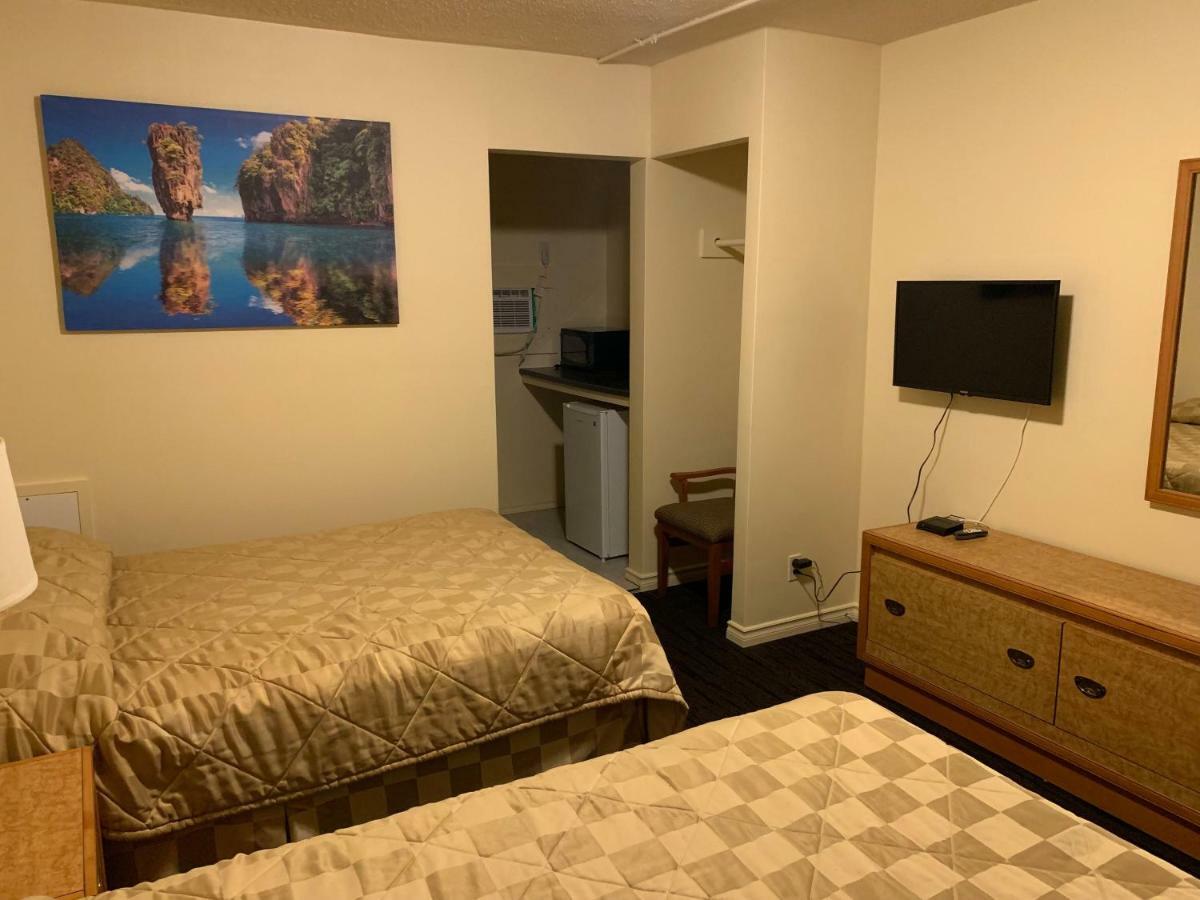 Travellers Choice Motel Γουίντσορ Εξωτερικό φωτογραφία